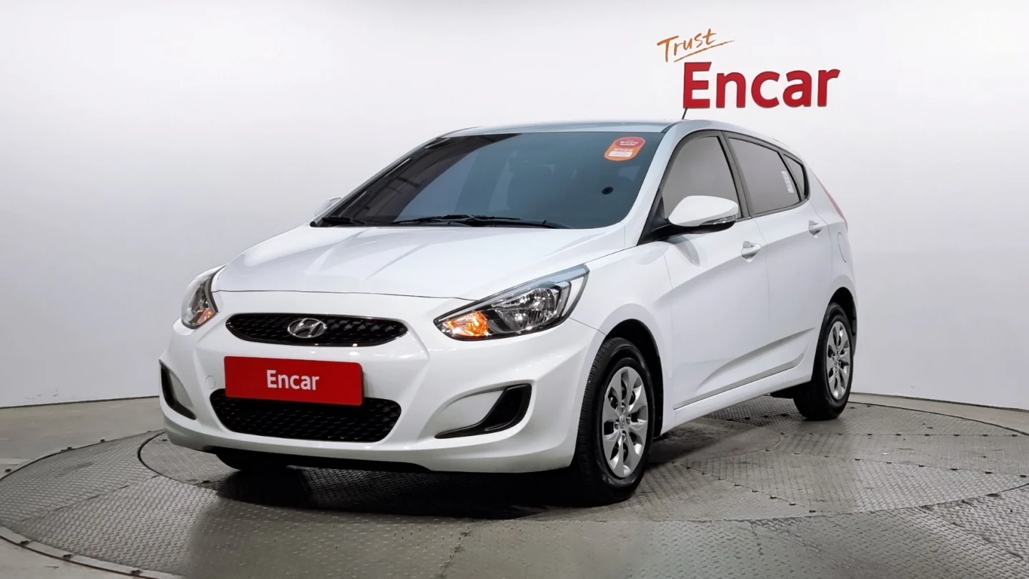 Hyundai Accent Wit 1.4 VVT Smart