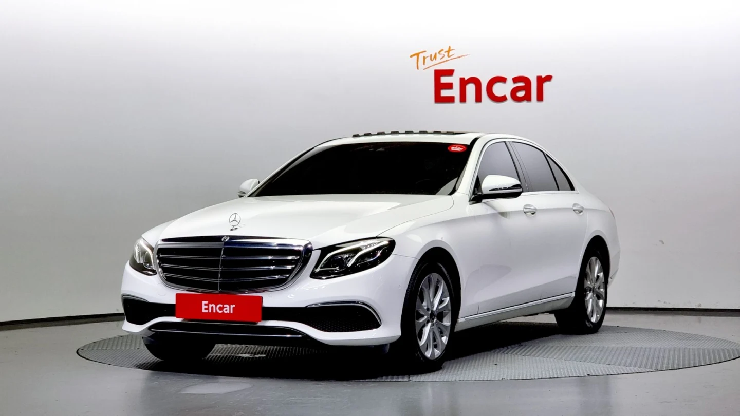 Mercedes-Benz E-Class W213 E220d 4MATIC Exclusive