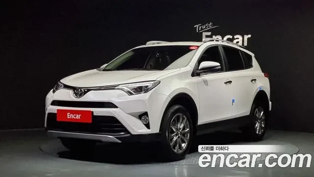 Toyota RAV4 2.5 2WD Gen 4