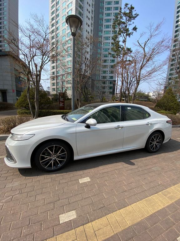 Toyota Camry 75