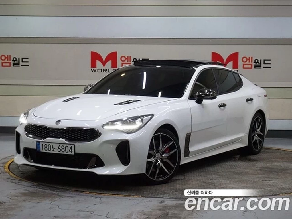 Kia Stinger 3.3 Турбо 2WD GT